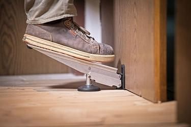 Podnośniki do drzwi Podnośniki do drzwi