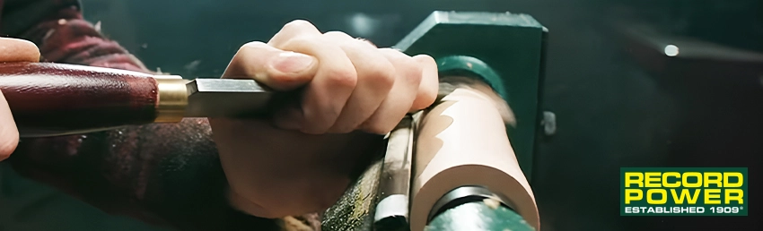 Praca na tokarce DML250 Record Power Praca na tokarce DML250 Record Power