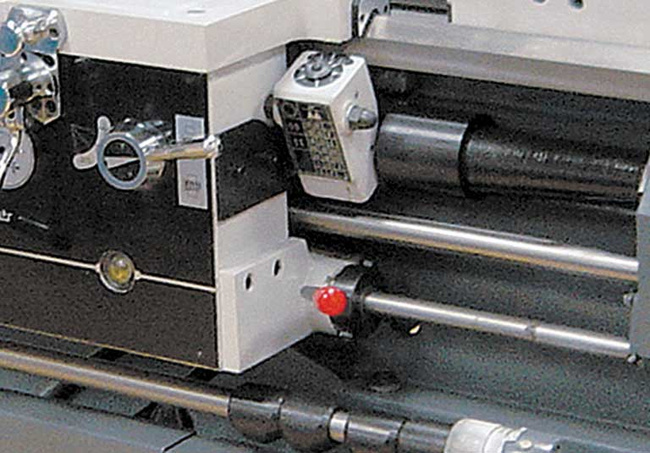 GH-2280ZX DRO Tokarka do metalu z wyświetlaczem w 3-osiach, Ø 560 mm / 2032 mm