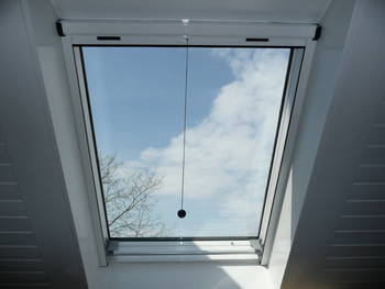 Moskitiera rolowana okienna 080x240 cm brązowa RAL 8014