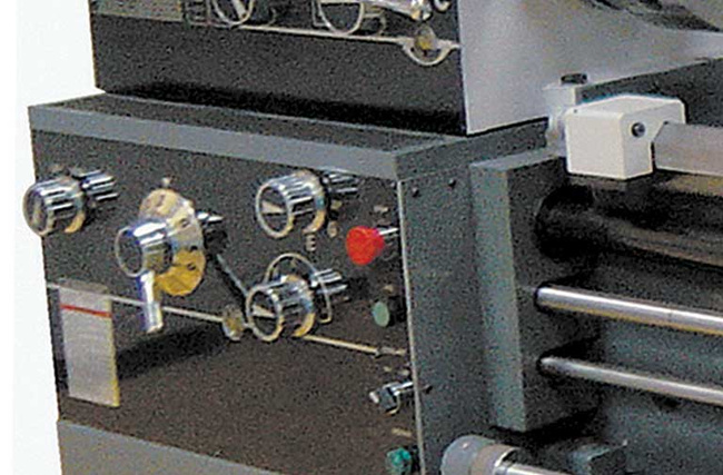 GH-2280ZX DRO Tokarka do metalu z wyświetlaczem w 3-osiach, Ø 560 mm / 2032 mm