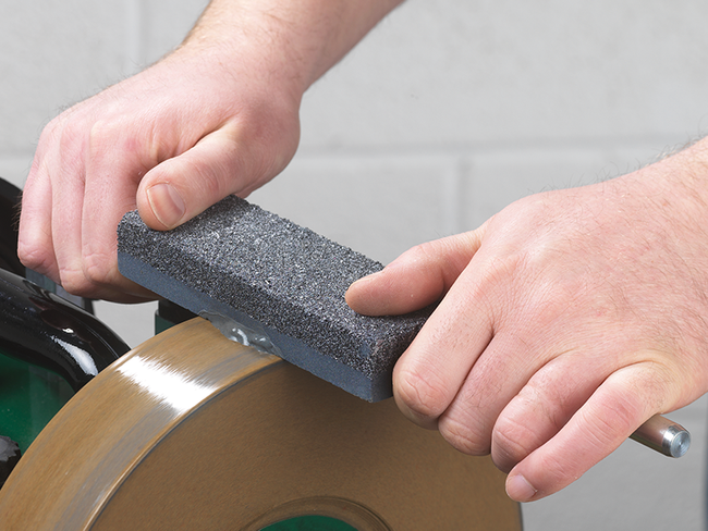 Kamień do zmiany granulacji tarczy szlifującej WG250/R