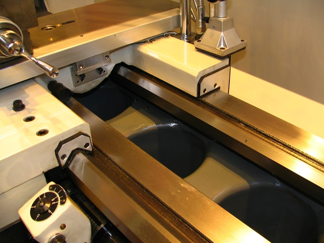 GH-2280ZX DRO Tokarka do metalu z wyświetlaczem w 3-osiach, Ø 560 mm / 2032 mm