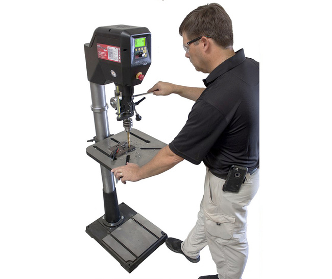 Wiertarka kolumnowa, wolnostojąca Voyager 18" DVR Nova