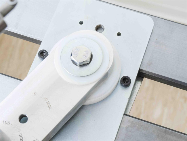 Przyrząd do toczenia kul Paul Howard