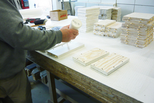 Kołek meblowy Ø6 x 28 mm z tworzywa sztucznego KNAPP – 50 szt.