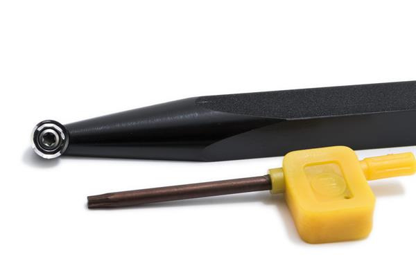 Proste narzędzie - pręt ze stali nierdzewnej z końcówką skrawającą 10 mm HW