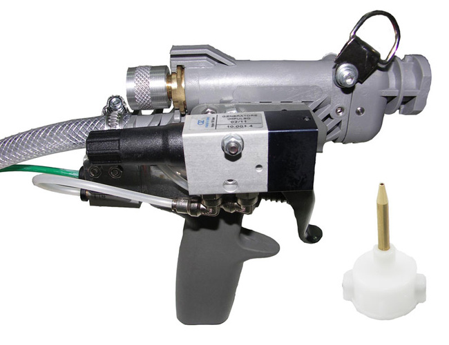 Pistolet klejowy do klejów rozpuszczalnikowych PUR sterowany pneumatycznie z rękojeścią i przyłączem, wąż 4m