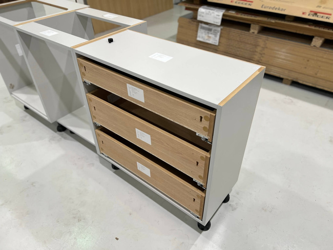 Złącze meblowe samozaciskowe Peanut® 1