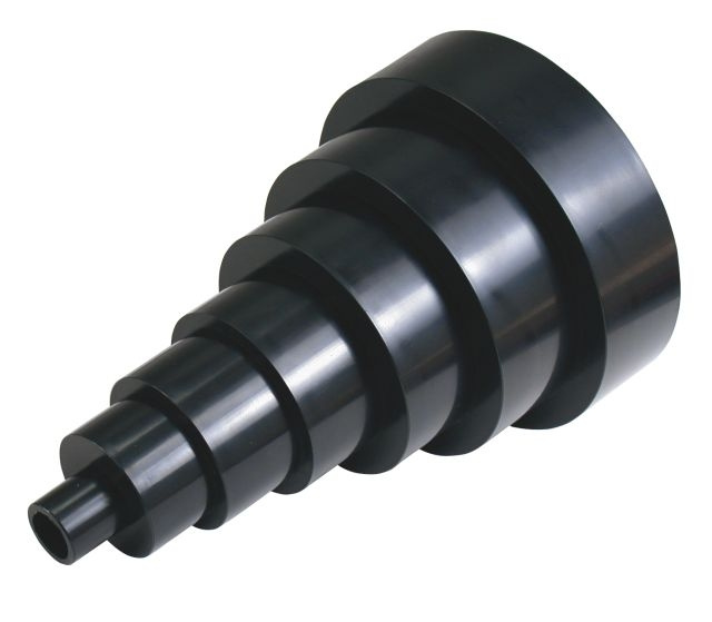 Króćce odciągowe do różnych średnic rur: 25-150mm